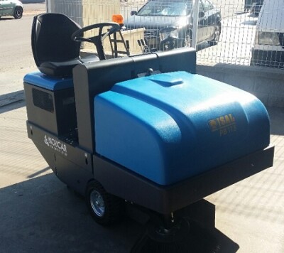 Barredora eléctrica conductor sentado PB115 E