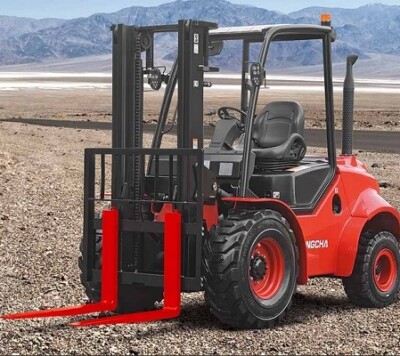 Carretilla todoterreno 2500 kg CPCD25XW97E-RT 4X2