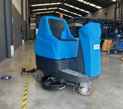 Fregadora conductor sentado A13 85R UP - NC00498