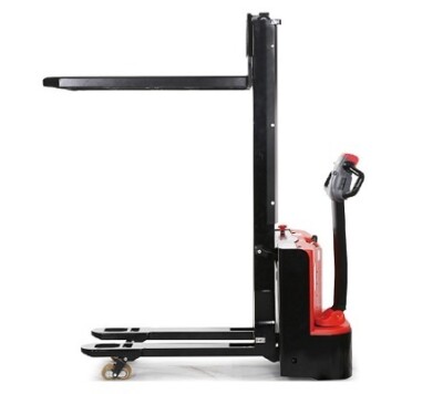 Apilador Elec. Monomastil 1200 kg elev. inicial patas