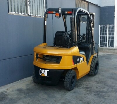 Carretilla diesel Caterpillar DP25 - NC00308